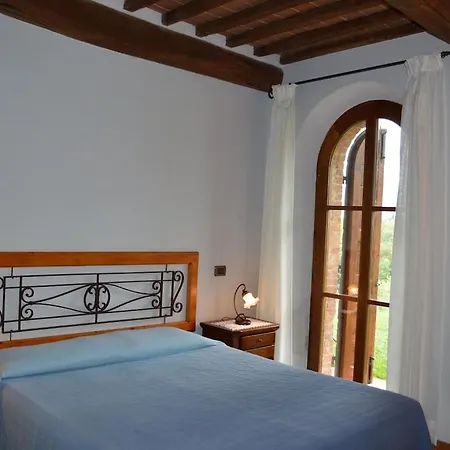 Tuscan Retreat In Montalceto Apartment