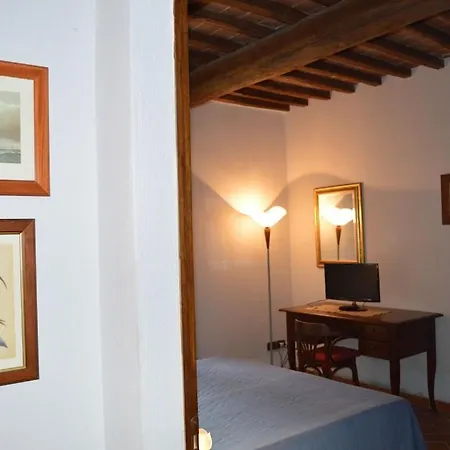 Apartment Tuscan Retreat In Montalceto *